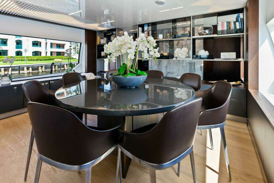 Alter Ego 85ft Ferretti Yachts Yacht For Sale