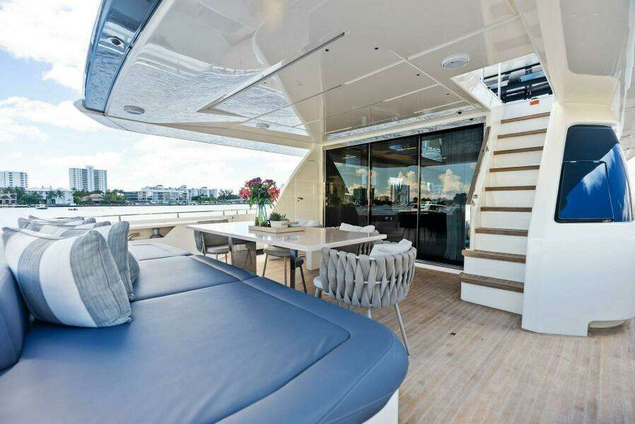 Alter Ego 85ft Ferretti Yachts Yacht For Sale