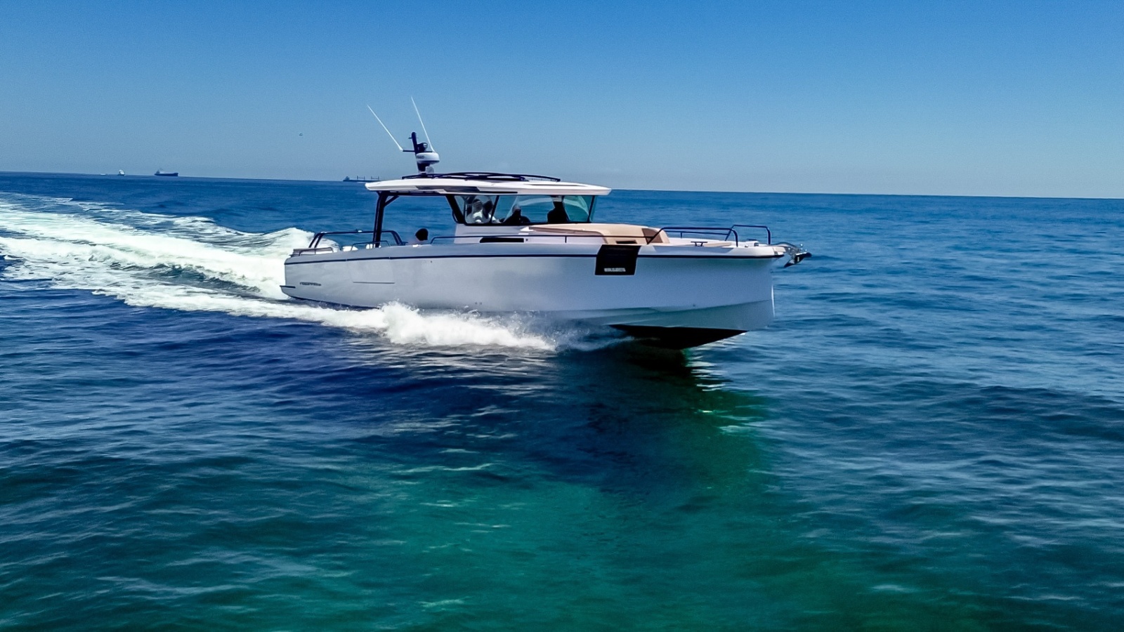 2026 Axopar 45 Cross Top