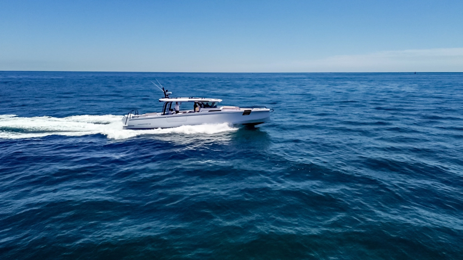 2026 Axopar 45 Cross Top