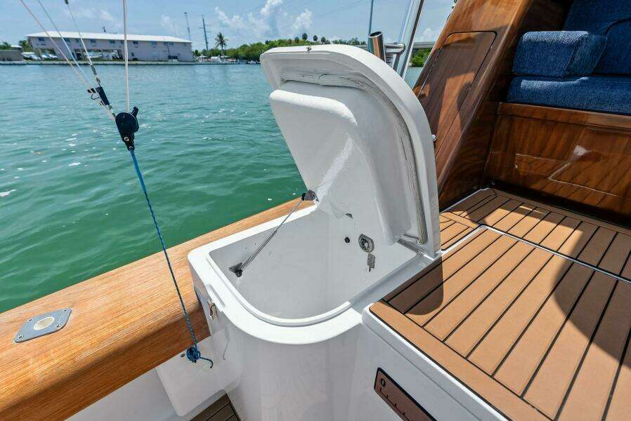 Diggin Donzi 73ft Donzi Yacht For Sale
