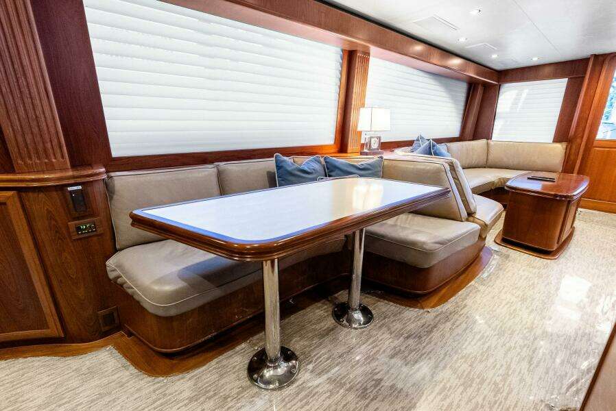 Diggin Donzi 73ft Donzi Yacht For Sale