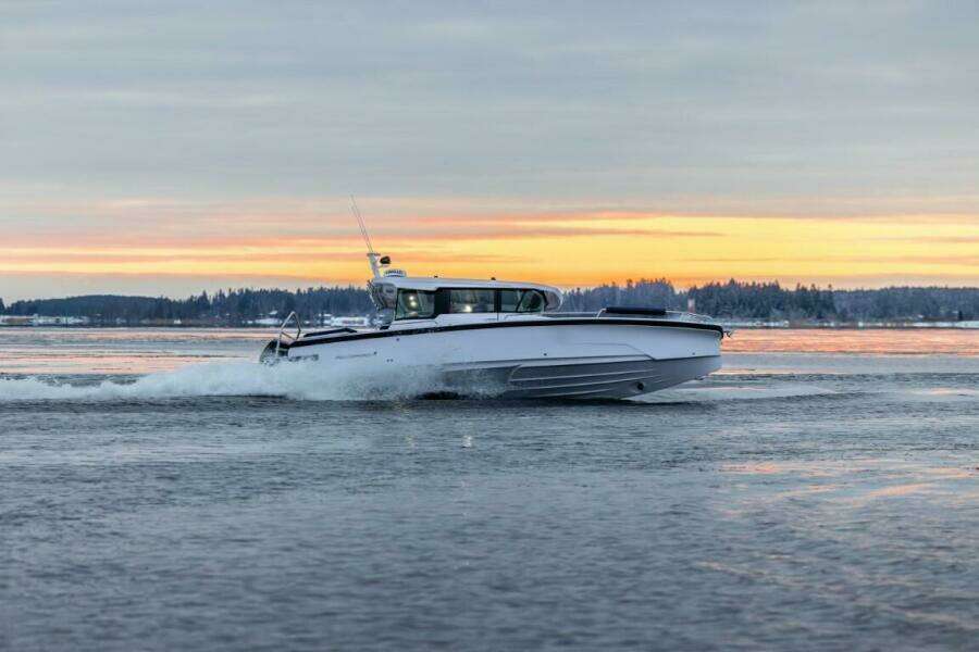 28ft Axopar Yacht For Sale