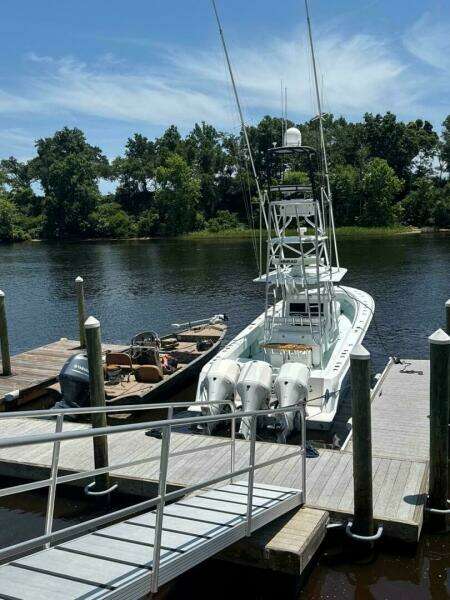 Nauty C Bouys 39ft Contender Yacht For Sale