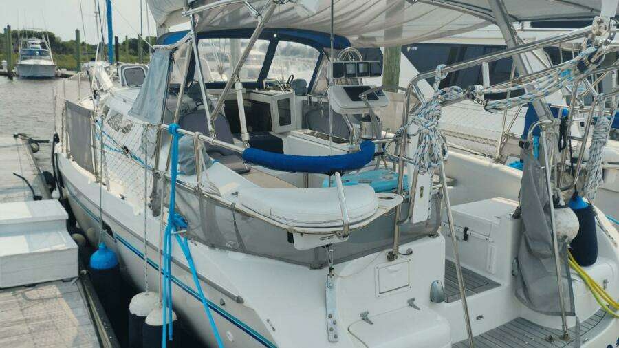 Gentle Breeze 38ft Catalina Yacht For Sale