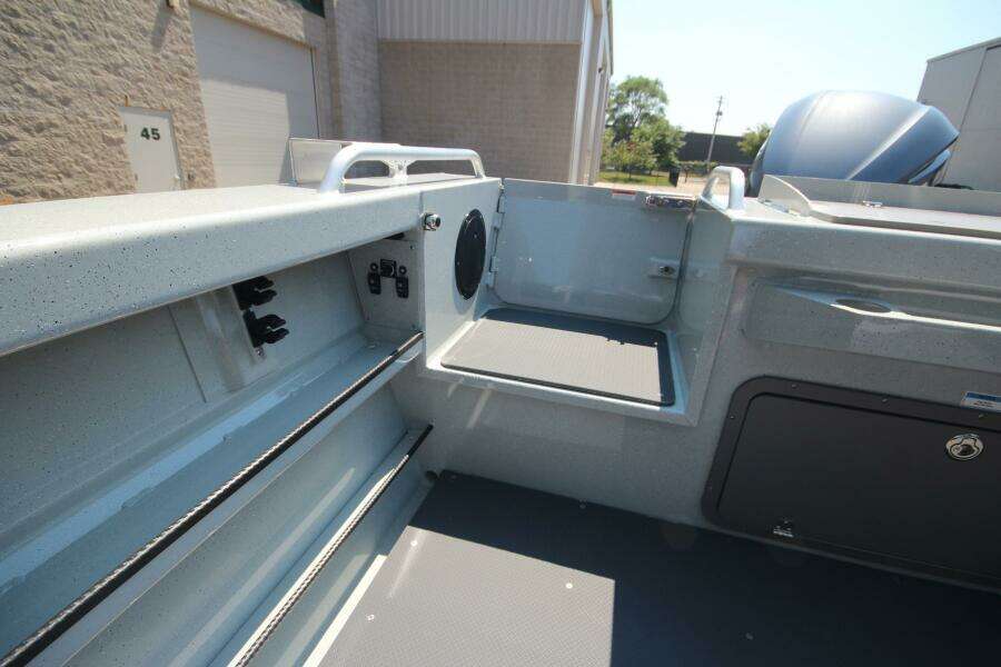 Summer Special Pricing  22ft Weldcraft Yacht For Sale