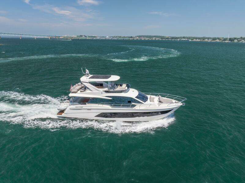 62ft Absolute Yacht For Sale