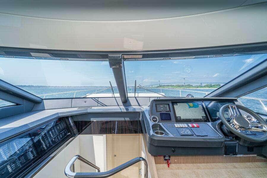 62ft Absolute Yacht For Sale