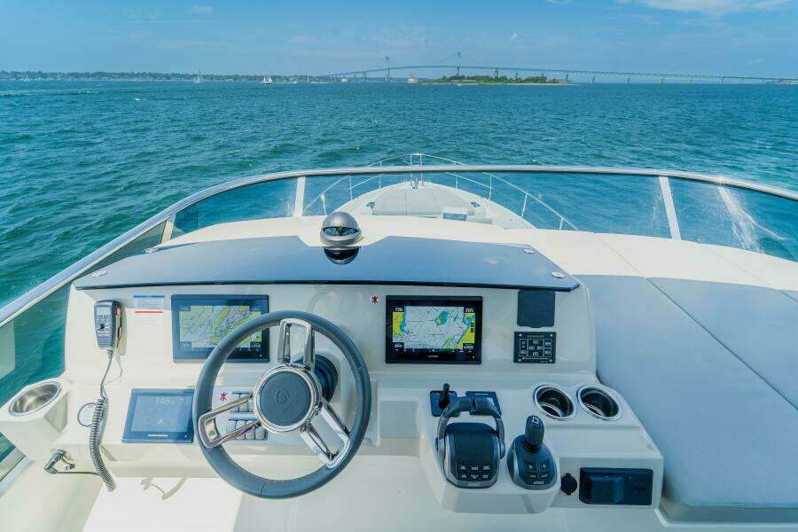 62ft Absolute Yacht For Sale