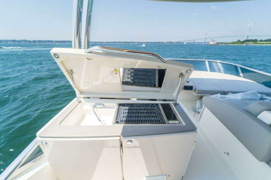 62ft Absolute Yacht For Sale