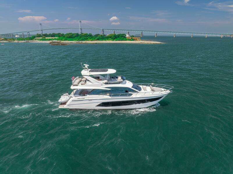 62ft Absolute Yacht For Sale