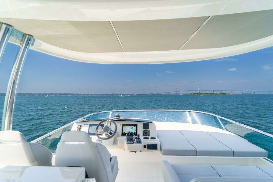 62ft Absolute Yacht For Sale