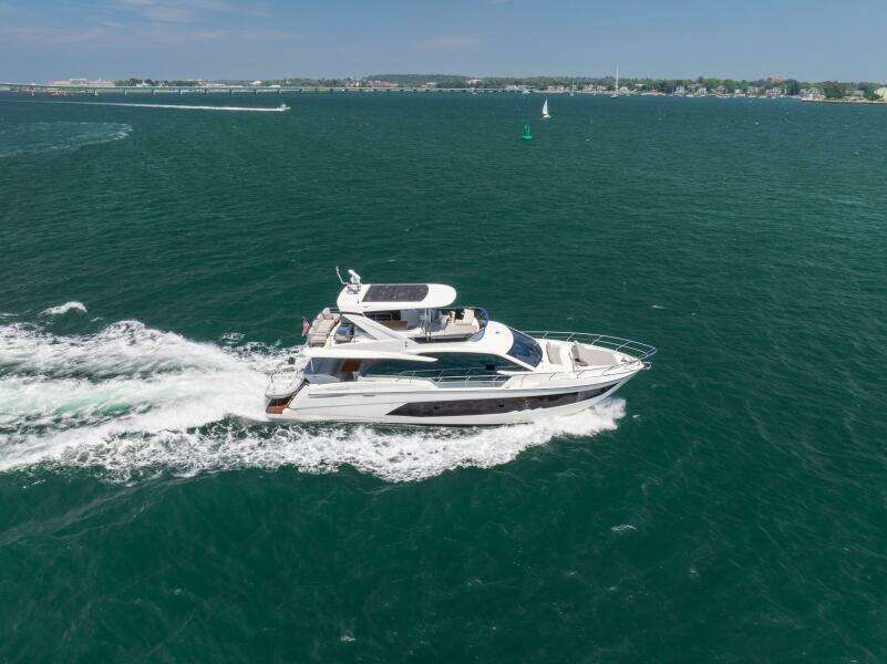 62ft Absolute Yacht For Sale