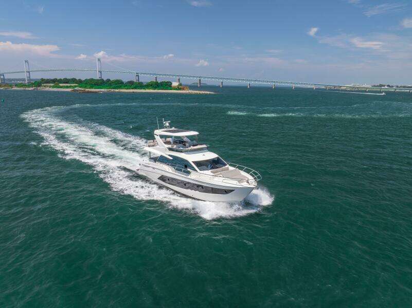 62ft Absolute Yacht For Sale