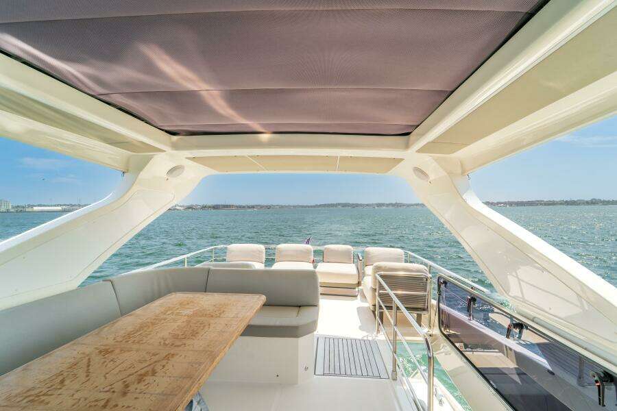 62ft Absolute Yacht For Sale
