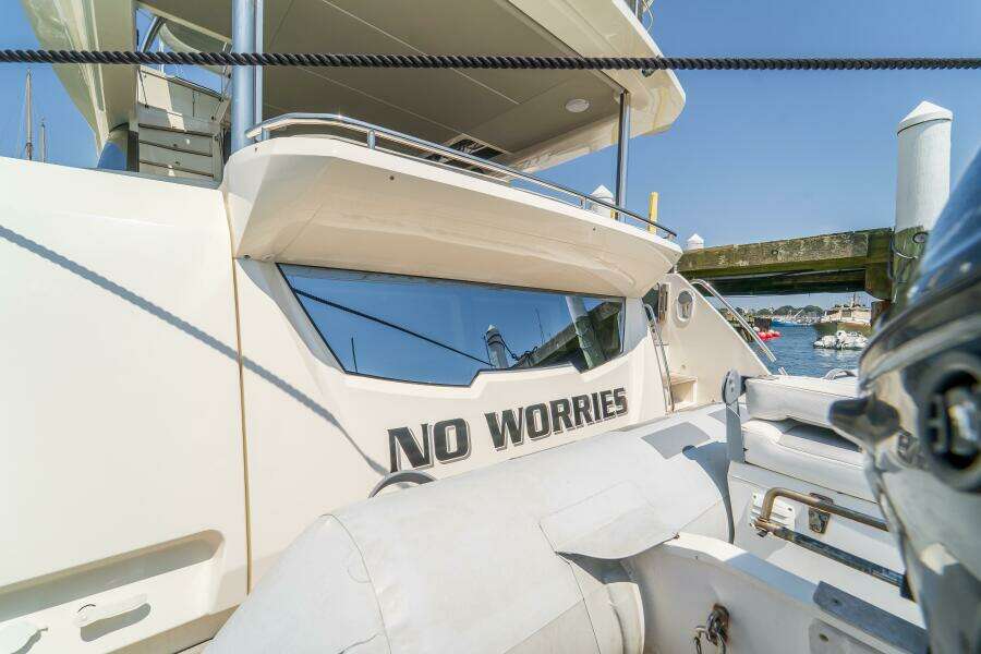 62ft Absolute Yacht For Sale