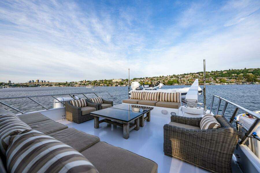 Andiamo 102ft Broward Yacht For Sale