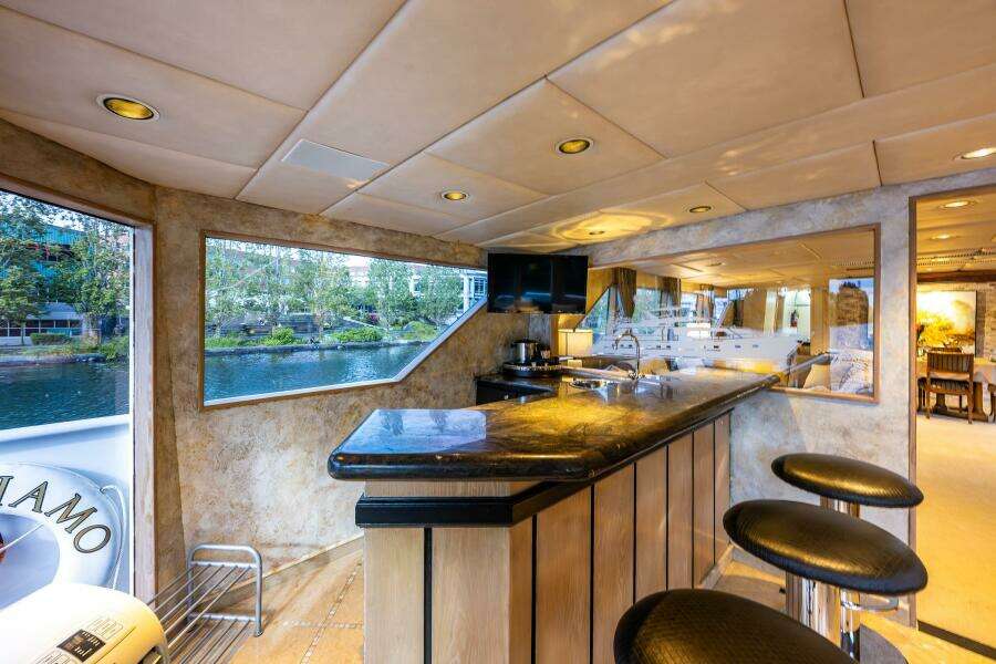 Andiamo 102ft Broward Yacht For Sale