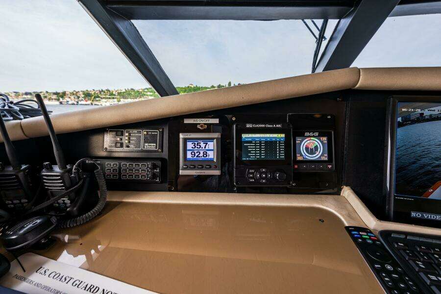 Andiamo 102ft Broward Yacht For Sale