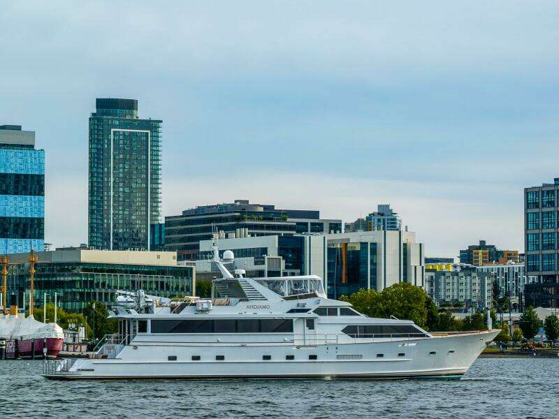 Andiamo 102ft Broward Yacht For Sale