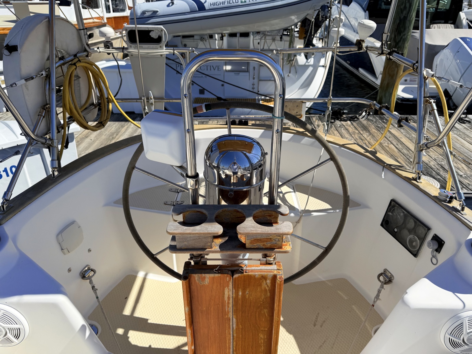 2001 Shannon 43 Cutter