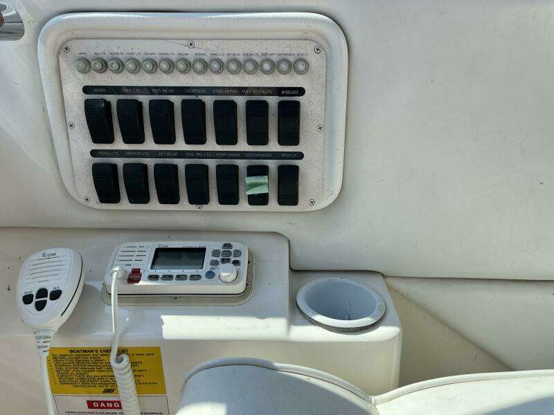 36ft Wellcraft Yacht For Sale