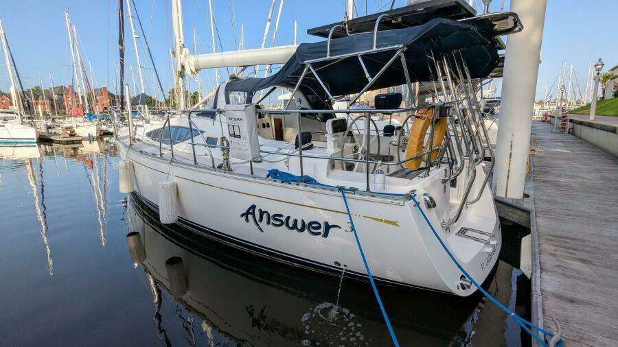 ANSWER 3 40ft Saga Yacht For Sale