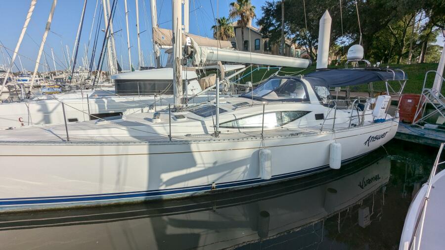 2005 Saga 409