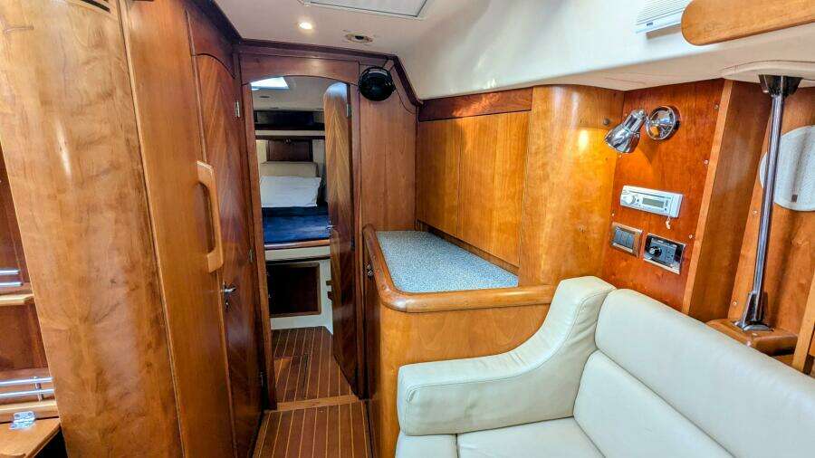 ANSWER 3 40ft Saga Yacht For Sale