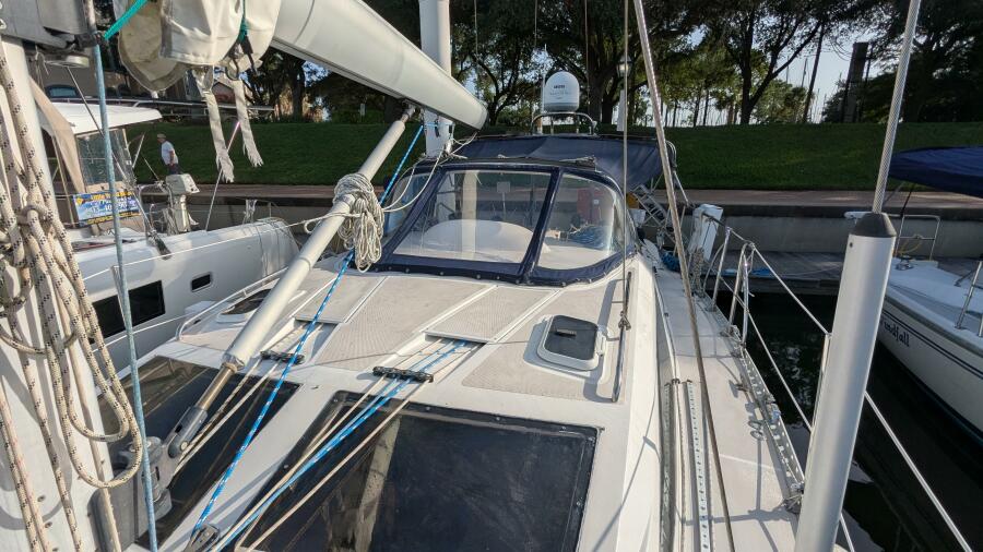 2005 Saga 409