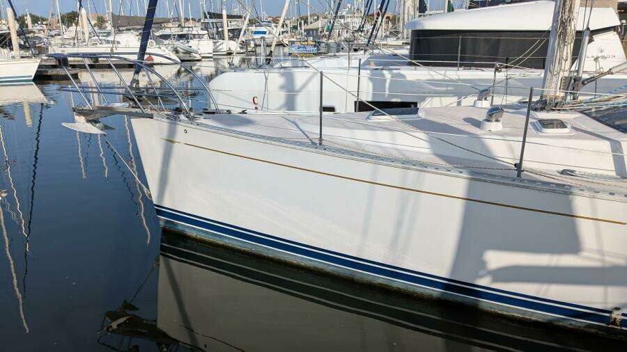 ANSWER 3 40ft Saga Yacht For Sale