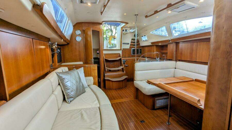 ANSWER 3 40ft Saga Yacht For Sale