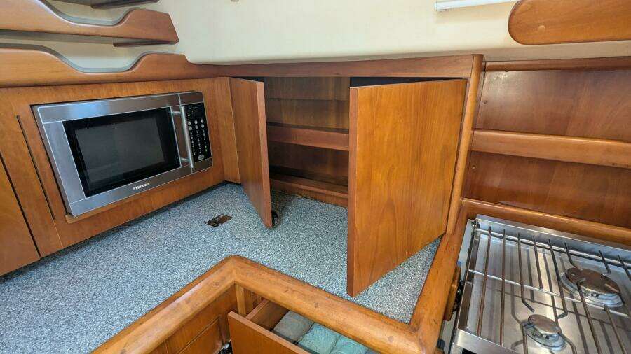 ANSWER 3 40ft Saga Yacht For Sale