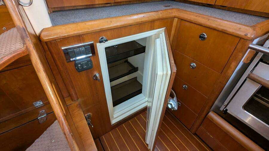 ANSWER 3 40ft Saga Yacht For Sale