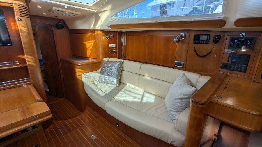ANSWER 3 40ft Saga Yacht For Sale