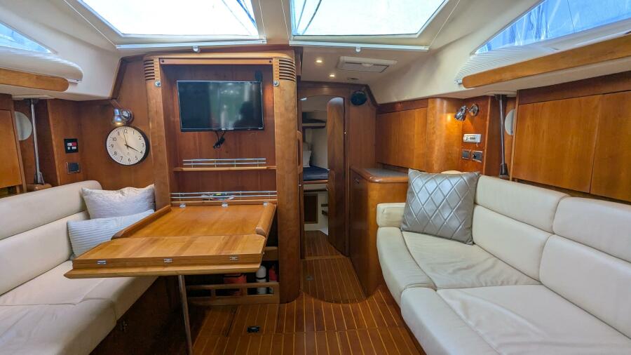 2005 Saga 409