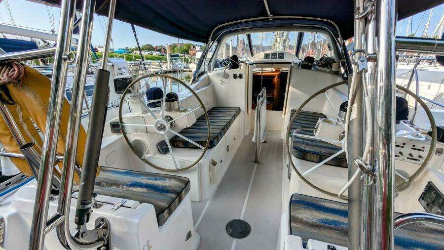 ANSWER 3 40ft Saga Yacht For Sale