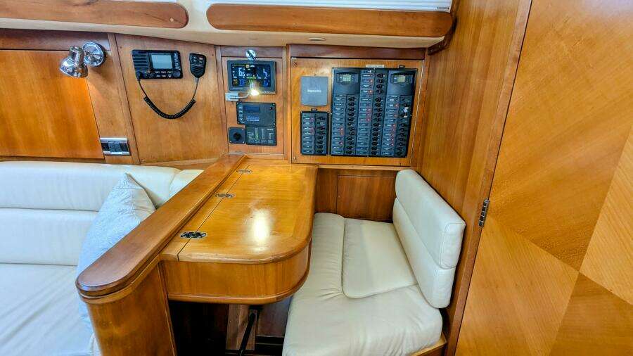 ANSWER 3 40ft Saga Yacht For Sale