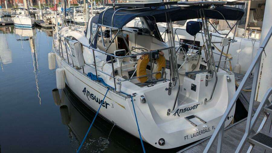 ANSWER 3 40ft Saga Yacht For Sale