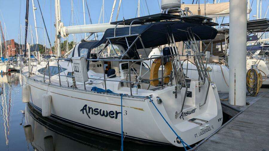 ANSWER 3 40ft Saga Yacht For Sale