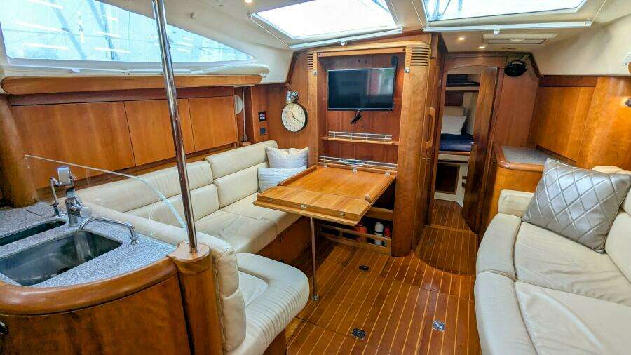 ANSWER 3 40ft Saga Yacht For Sale