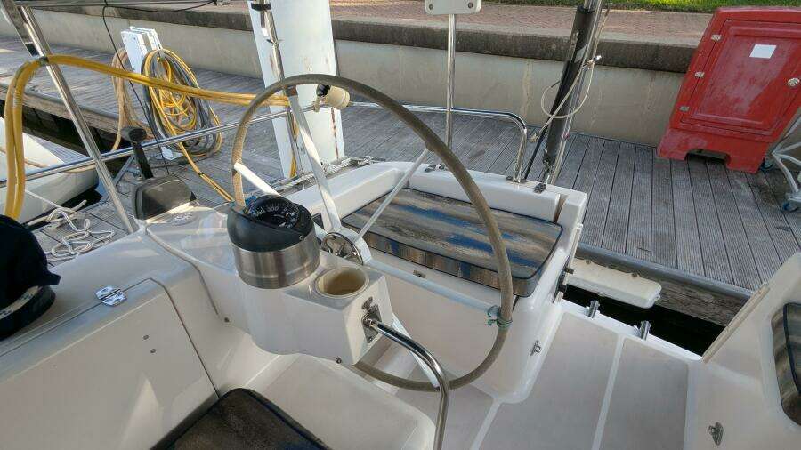 ANSWER 3 40ft Saga Yacht For Sale