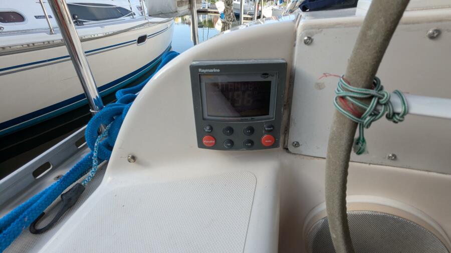 2005 Saga 409