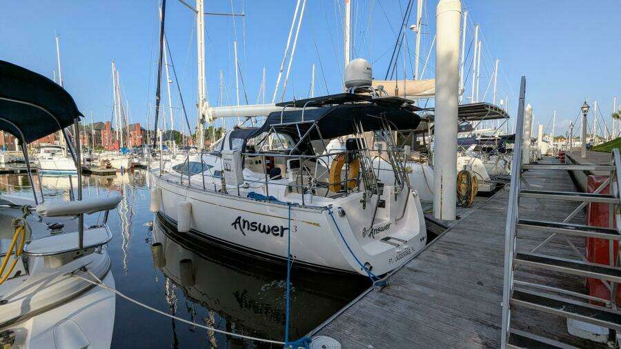 ANSWER 3 40ft Saga Yacht For Sale