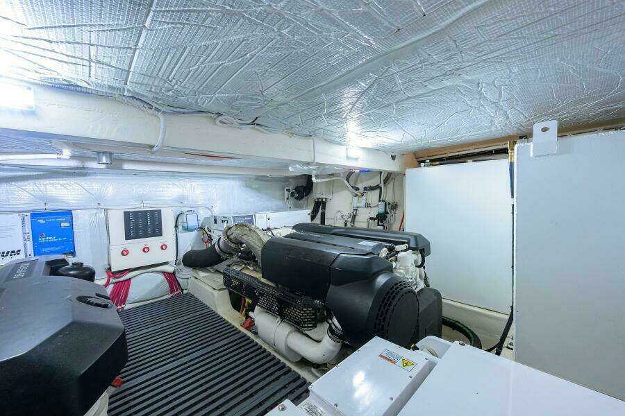 JENA 49ft Tiara Yachts Yacht For Sale