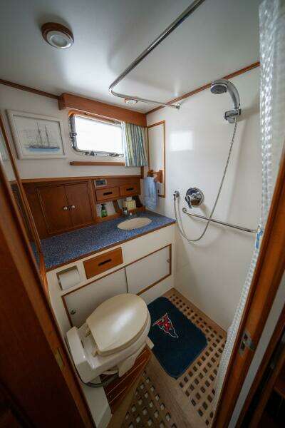 42ft Grand Banks Yacht For Sale