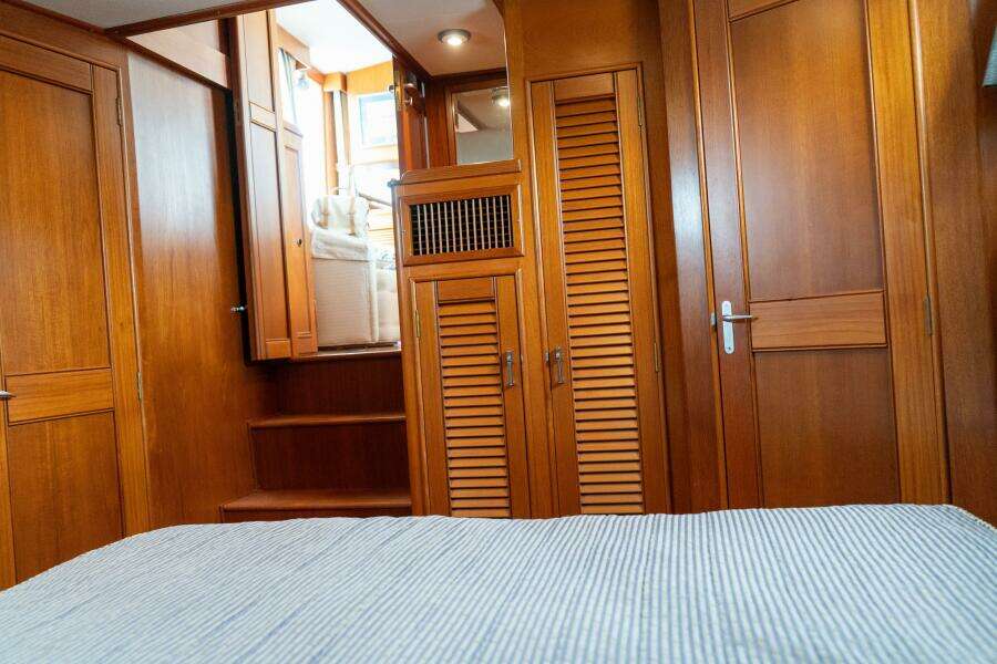 42ft Grand Banks Yacht For Sale