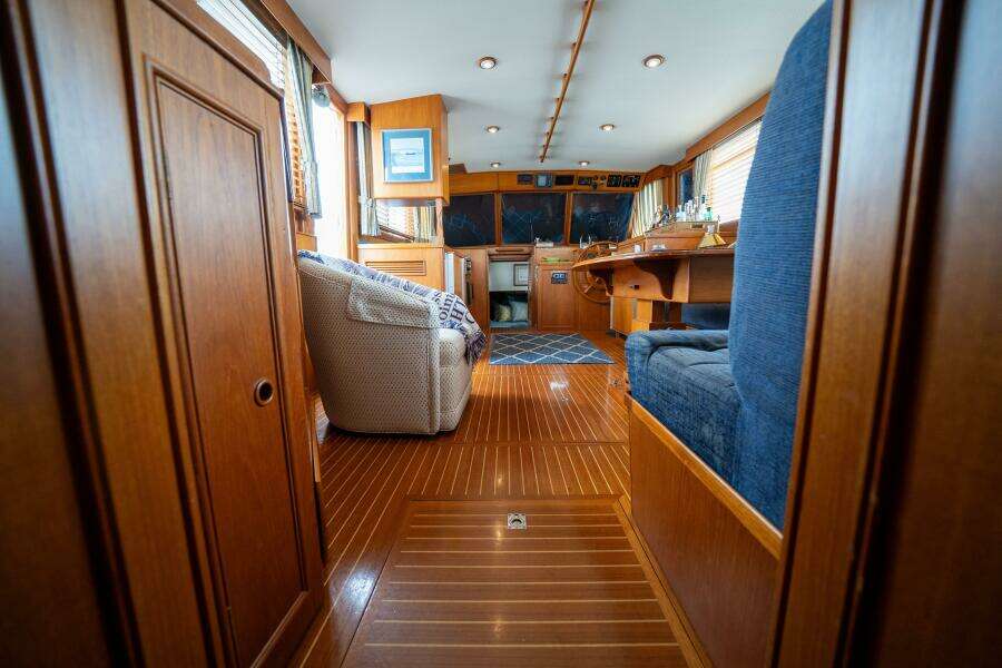 42ft Grand Banks Yacht For Sale
