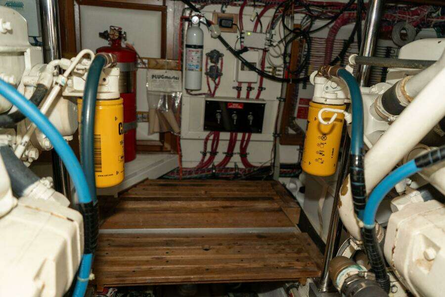 42ft Grand Banks Yacht For Sale