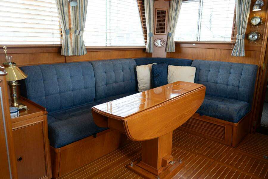 42ft Grand Banks Yacht For Sale